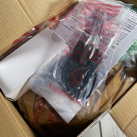 Star Wars Mandalorian Child Baby Yoda Inflatable - Picture 4 of 5